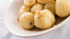 Картофени кнедли с крутони