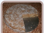 Бисквитена торта с крем от стар хляб