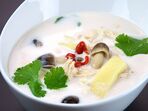 Тайландска супа "Том Ка Гай"