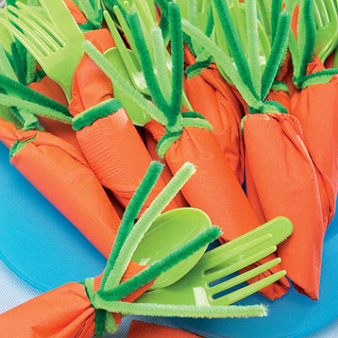 Великденски прибори във форма на морковче