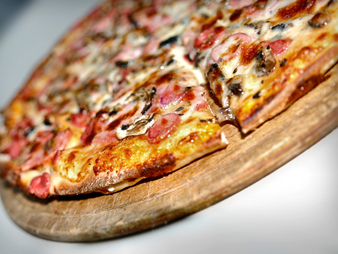 Каква пица ви подхожда според зодията?
